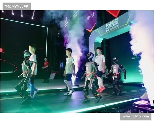 全自主 AI 机器人足球首秀:3V3 对决引爆科技竞技新高度 全自主 AI 机器人足球首秀:3V3 对决引爆科技竞技新高度